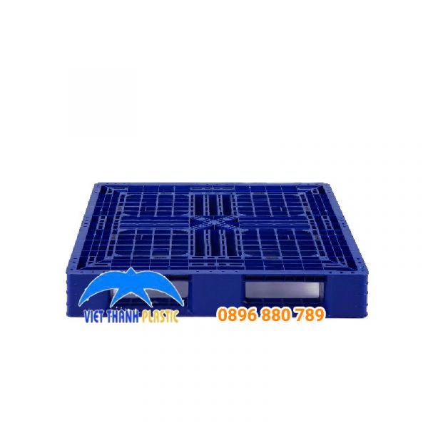Mặt bên pallet nhựa 480, tải trọng 2.400kg.