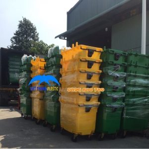 Thùng rác nhựa 660 lít HDPE tại kho hàng Việt Thành